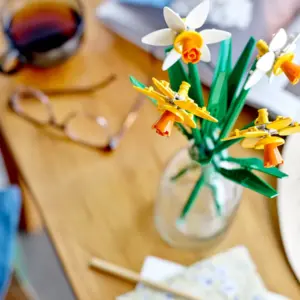 Narcisos (Lego 40747): imagen 4