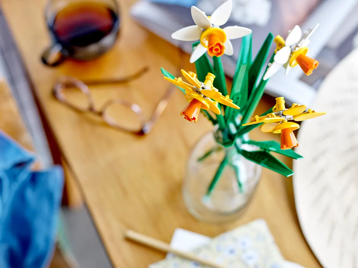 Narcisos (Lego 40747): imagen 4