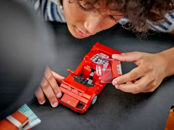 Supercoche Ferrari F40 (Lego 76934): imagen 4